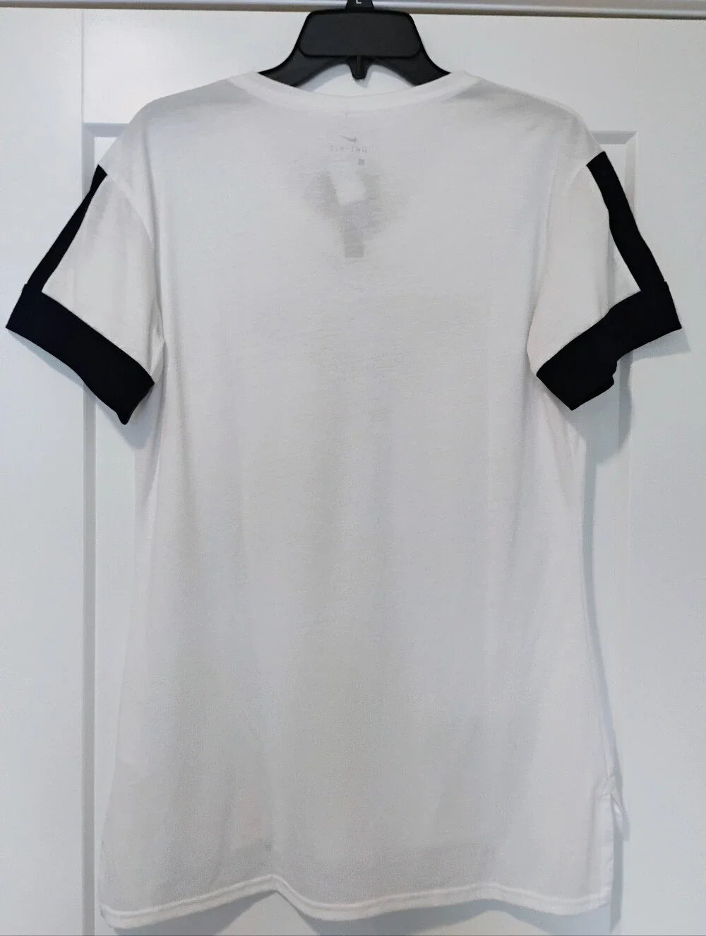 NWT L Nike Dri-Fit NCAA Penn State Nittany Lions Football V-Neck Team Logo Top